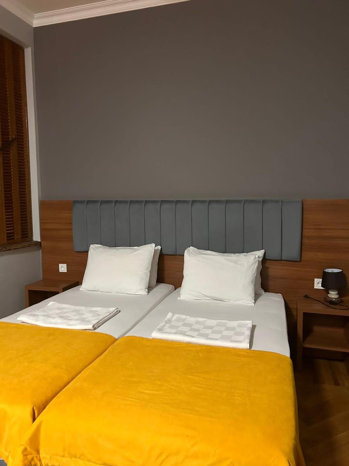 palm hotel Batumi Pokoj fotografie